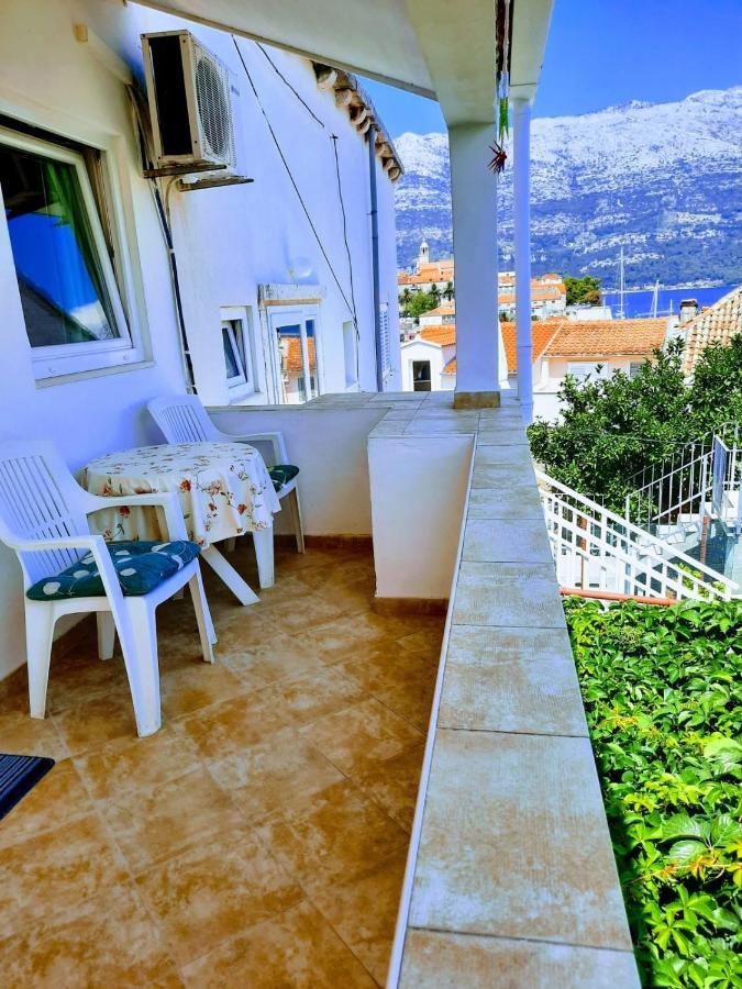 Apartments Neno Корчула Екстер'єр фото